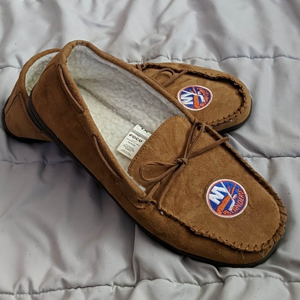 Bedroom slippers